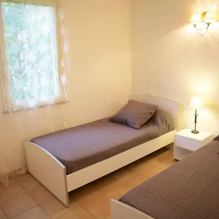 Locations L'inzecca Holiday home