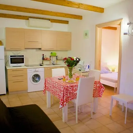 Locations L'inzecca Ghisonaccia