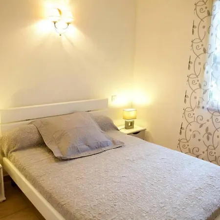 Locations L'inzecca Holiday home *