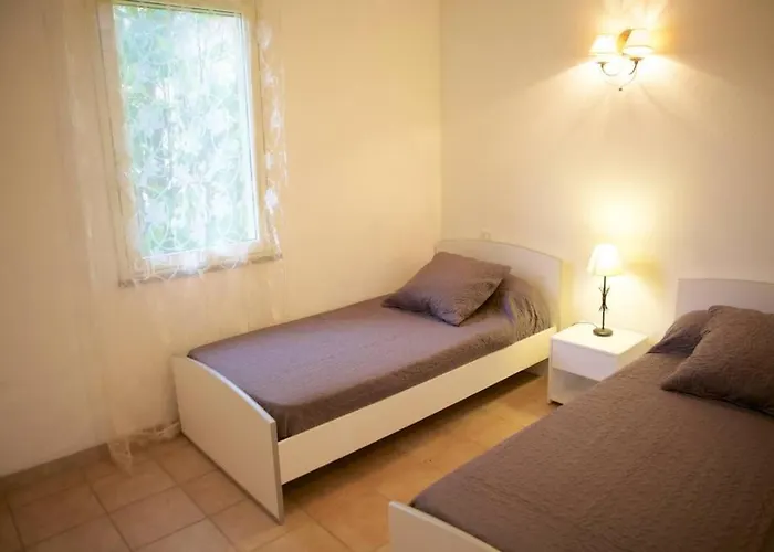 Locations L'inzecca Vakantiehuis